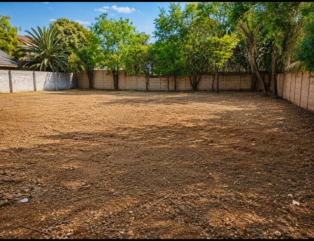 LAND FOR SALE IN BRACKENHURST
